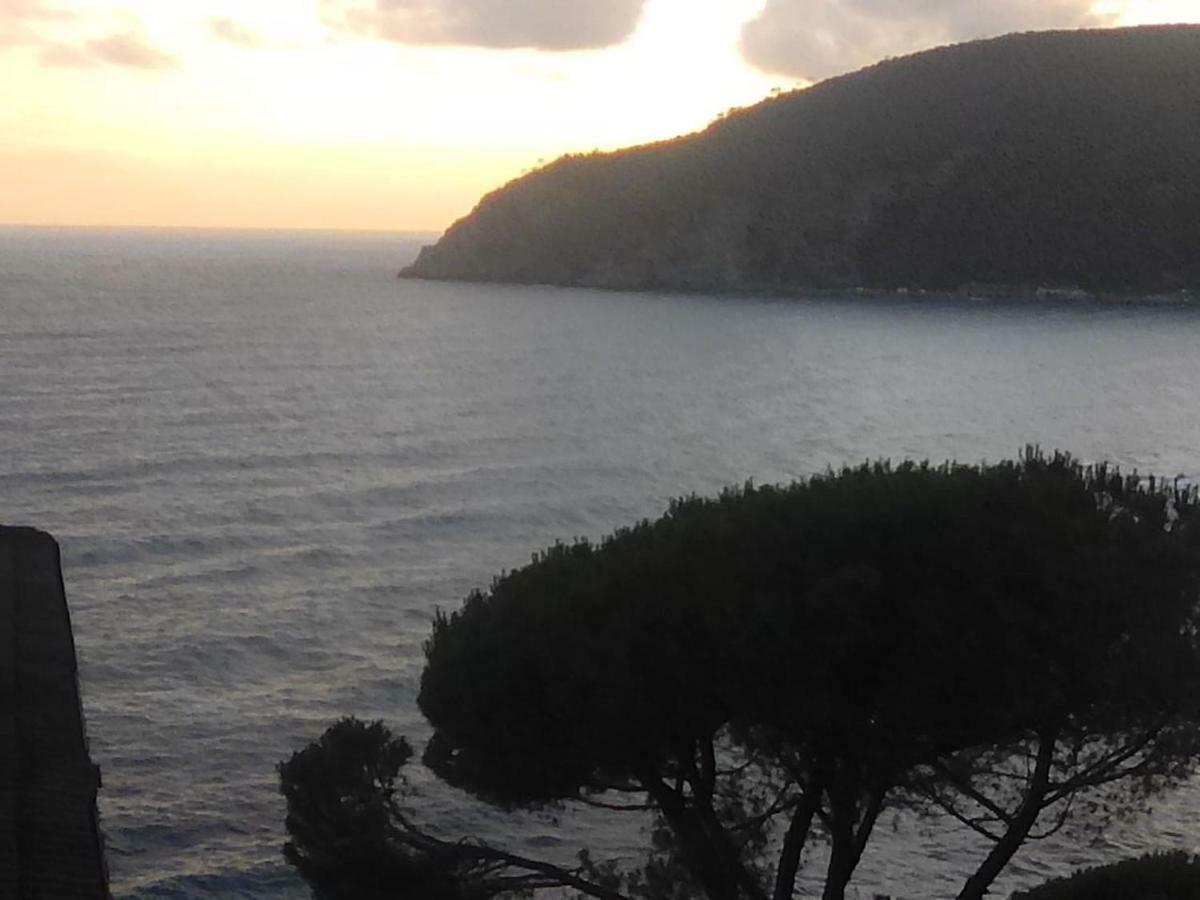 Un Gioiello Con Vista Mare Villa Moneglia Exterior photo